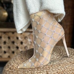 Elegant Beige Stiletto Heels with Crystal Embellishments